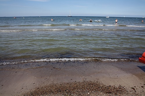 Warnemünde
<p>Summertime at the beach. </p>Sommer am Strand.&nbsp; 
Küste - Strand, Tourismus, Öffentlicher Bereich/Strand
EUCC-D